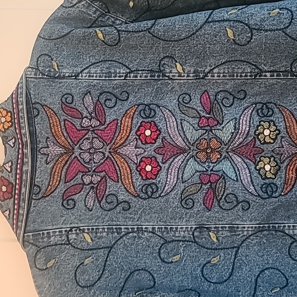 Denim & Co Embroidered Jacket - Picture 6 of 6